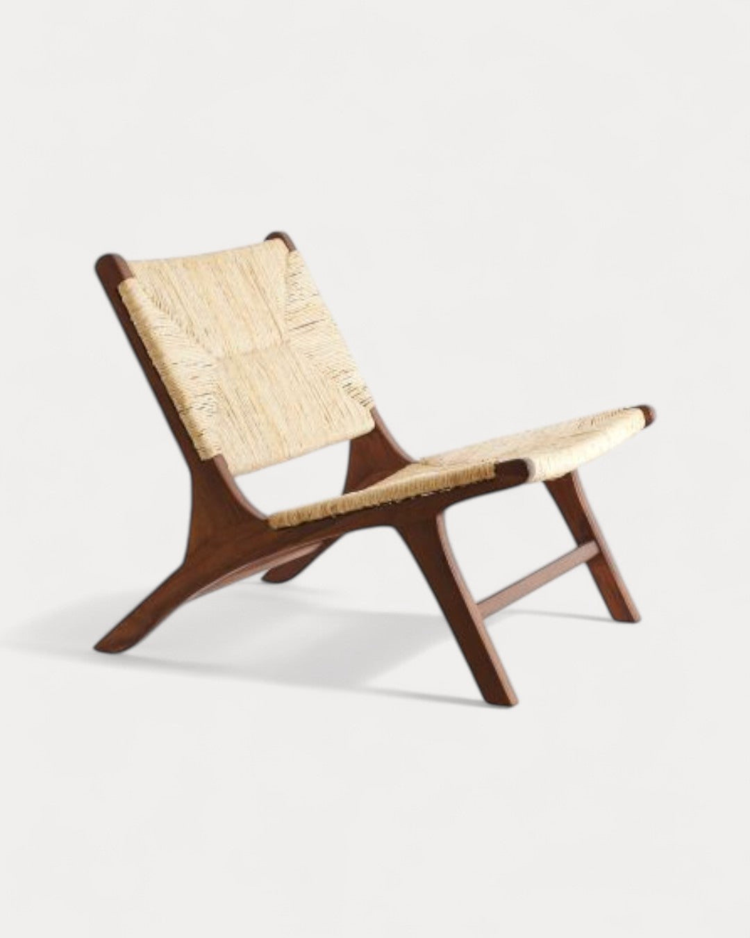 Lagos armchair in wood and woven fiber, 75 × 65 × 69 cm