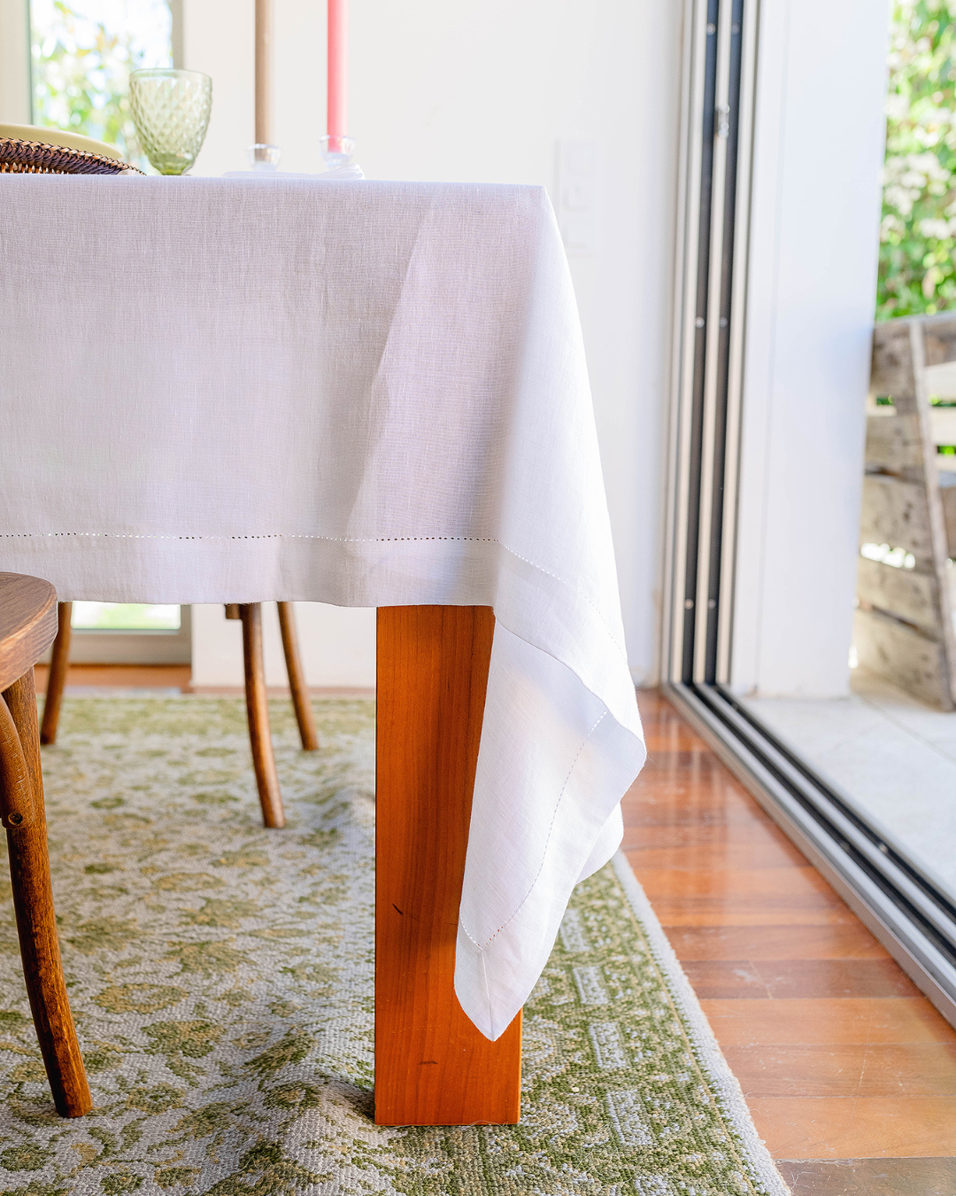 Hemstitch Linen/Cotton Tablecloth, White