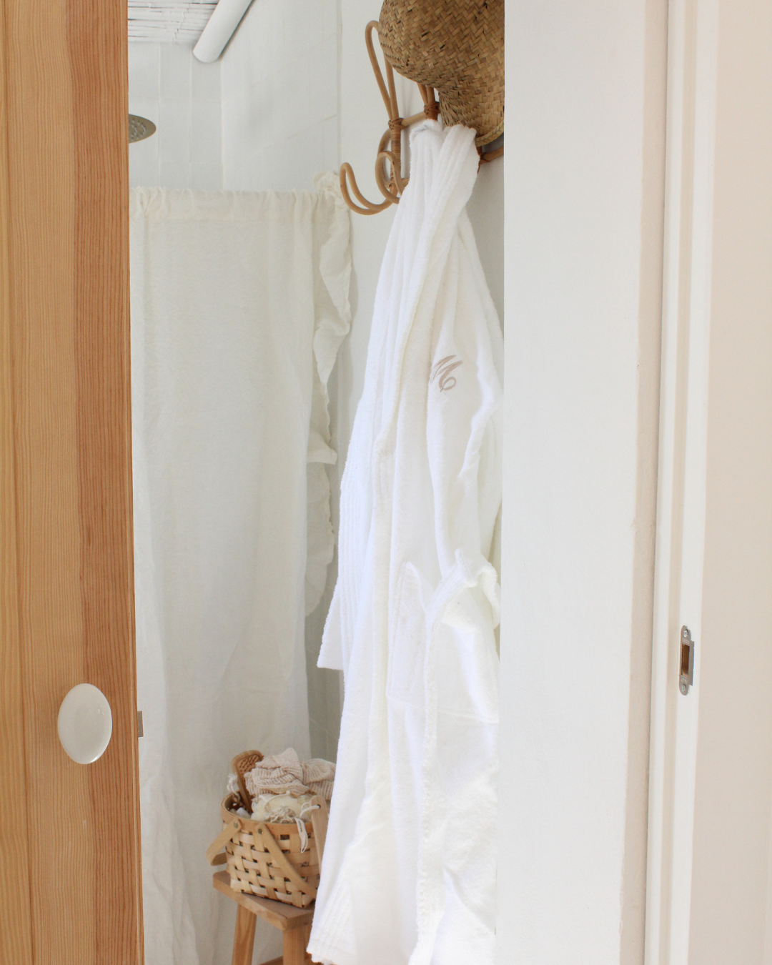 Customizable Bath Robe, White