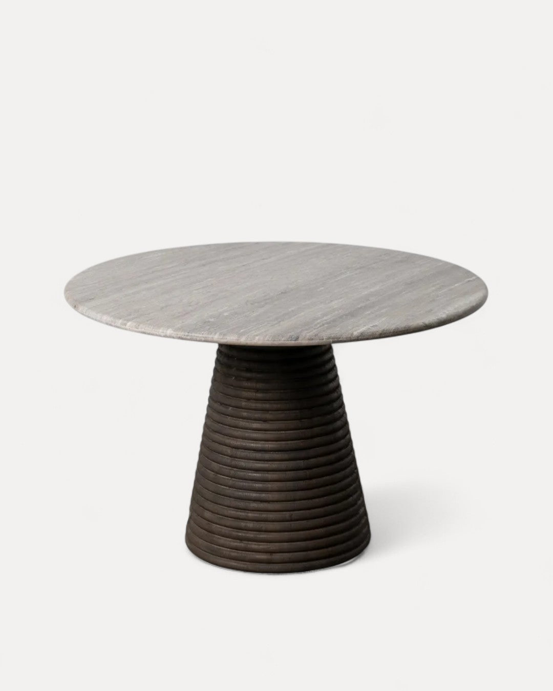 Mesa de jantar Petra em madeira de manga e mármore, 115 x 155 x 76 cm