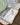 Serviette en lin blanc avec rouleau beige