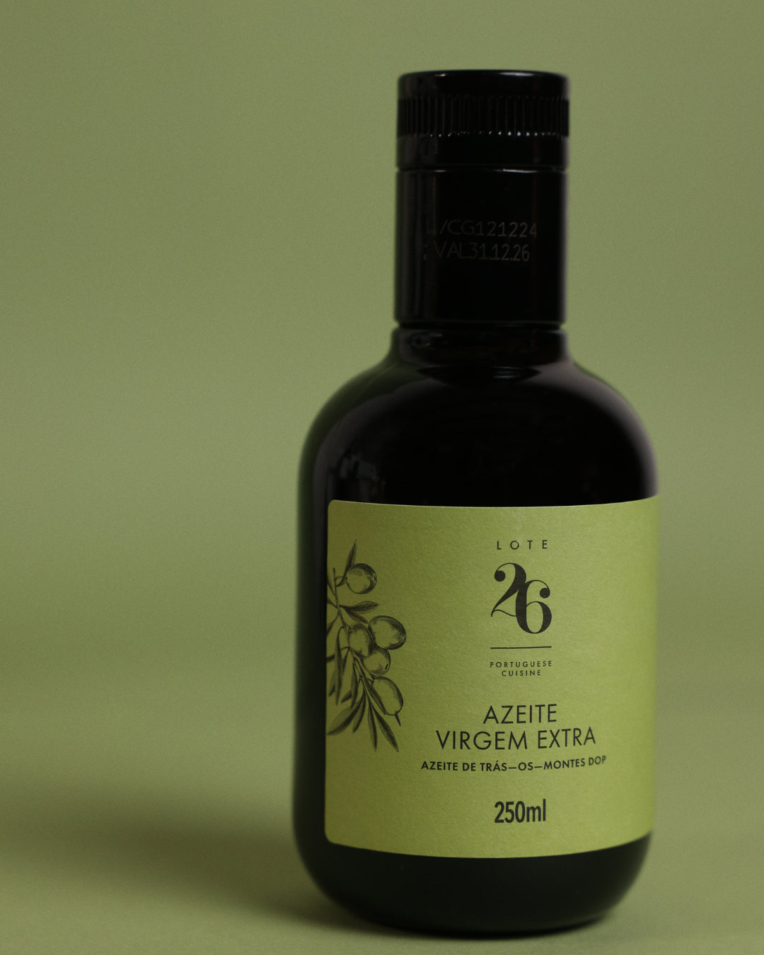 Olive Oil with Chilli 25cl.