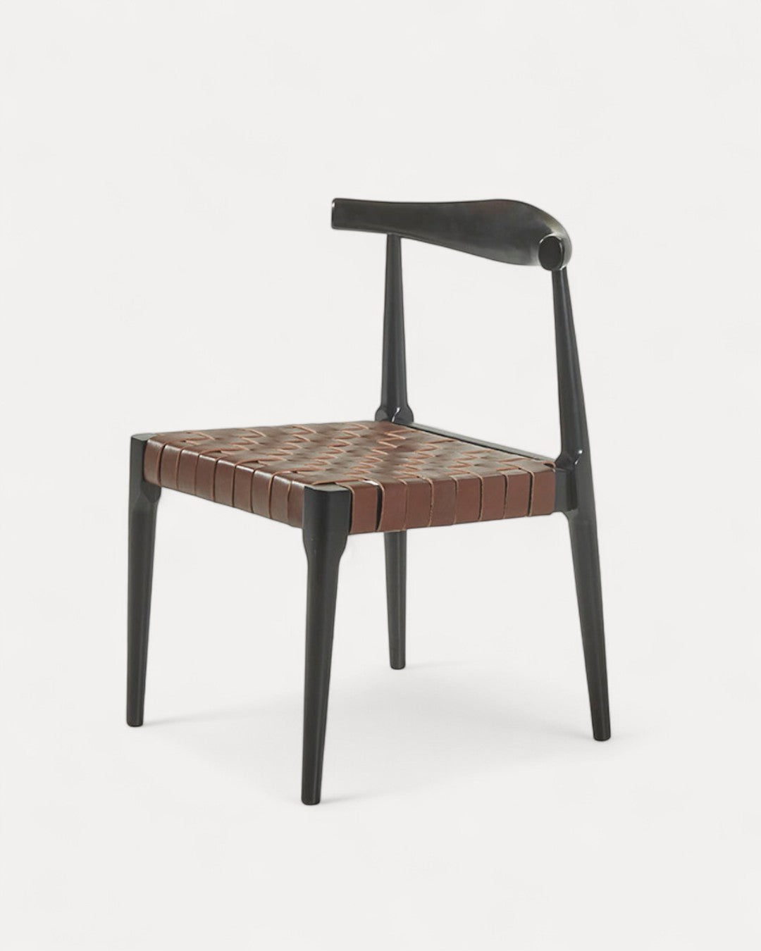 Verano chair in natural black wood and leather, 55×51.5×77 cm