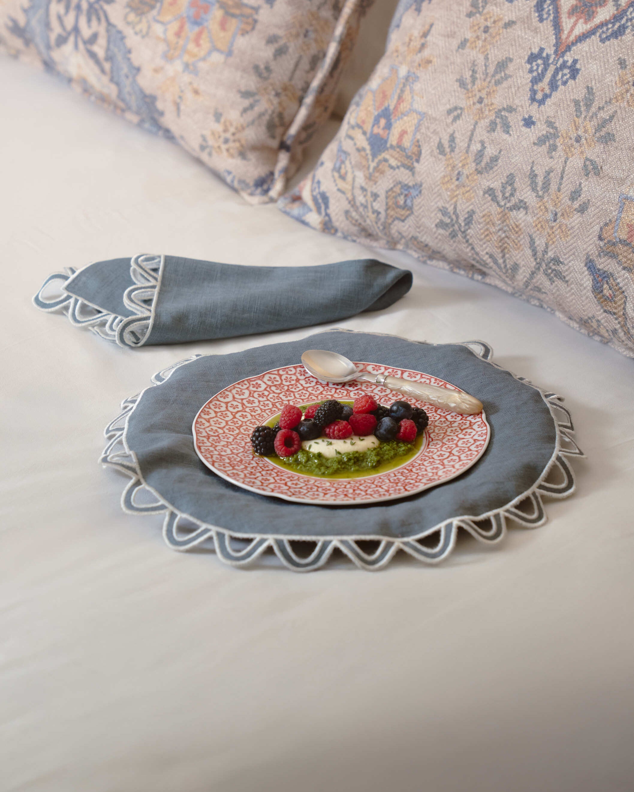Placemat Halo, Gray with Off-White