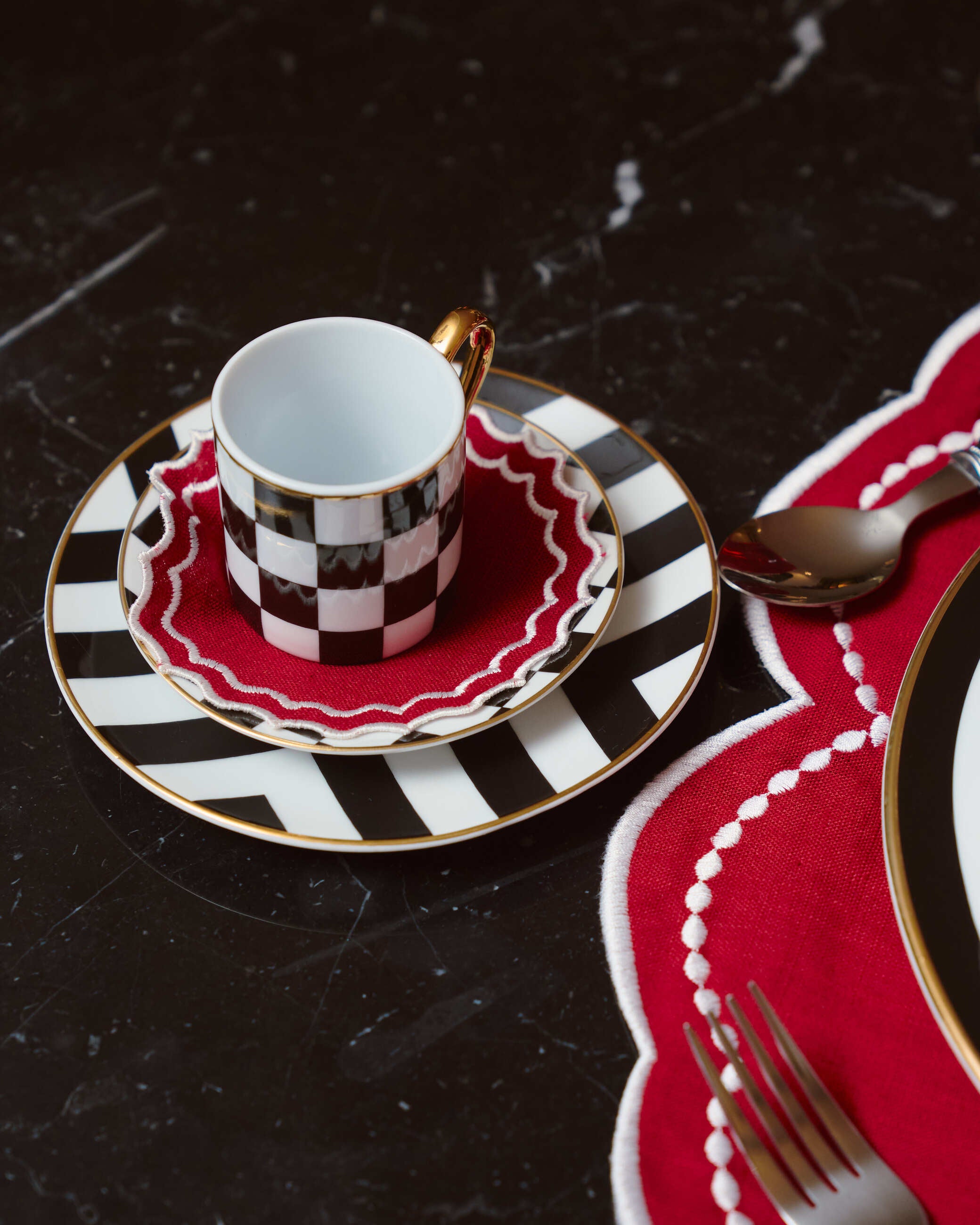 Base gobelet/pain Navy, rouge avec blanc