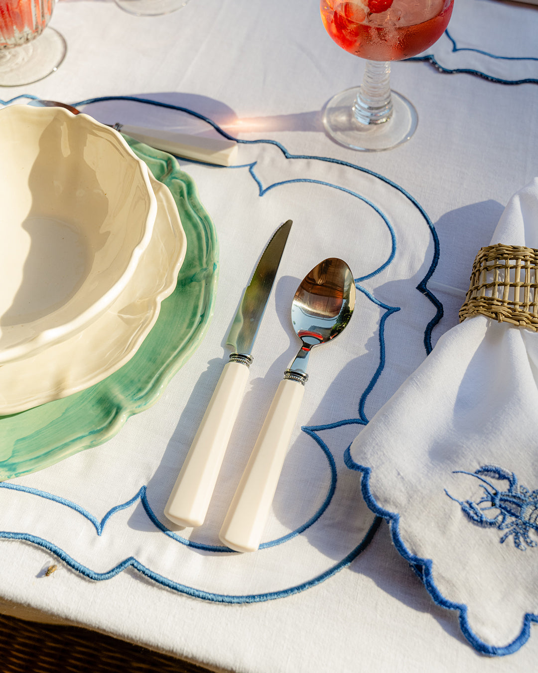 Ensemble de Couverts Manche Octogonal Blanc (24 pièces)