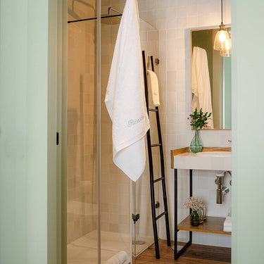 Serviette de bain personnalisée blanche