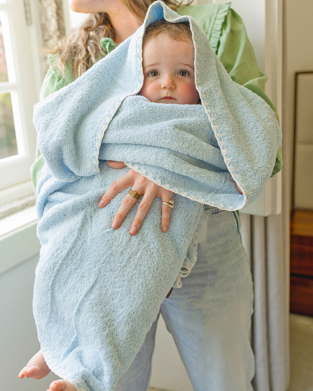 Concha Bath Towel, Blue