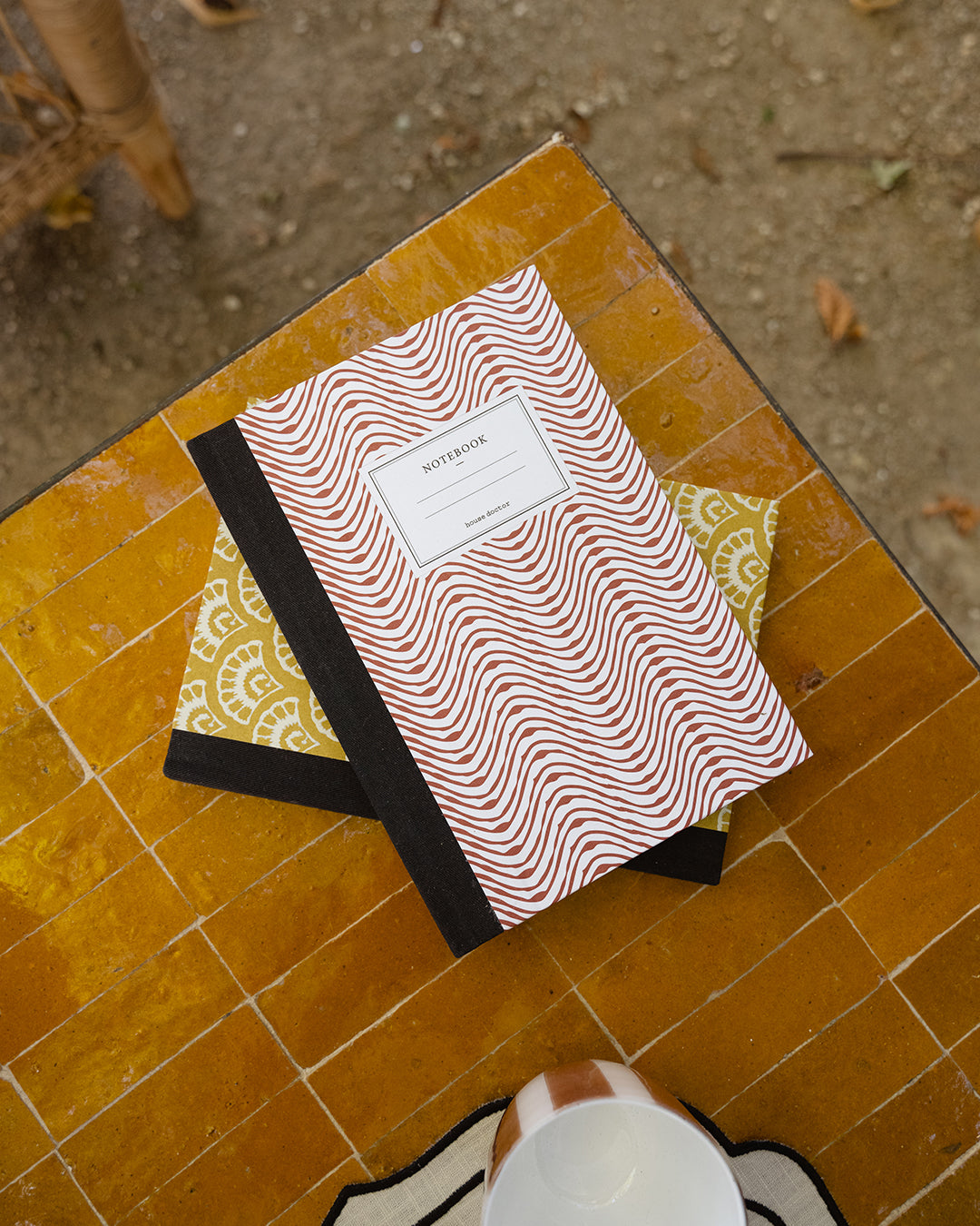 Notebook Magnólia, em tom vermelho, 21×15×1,5 cm