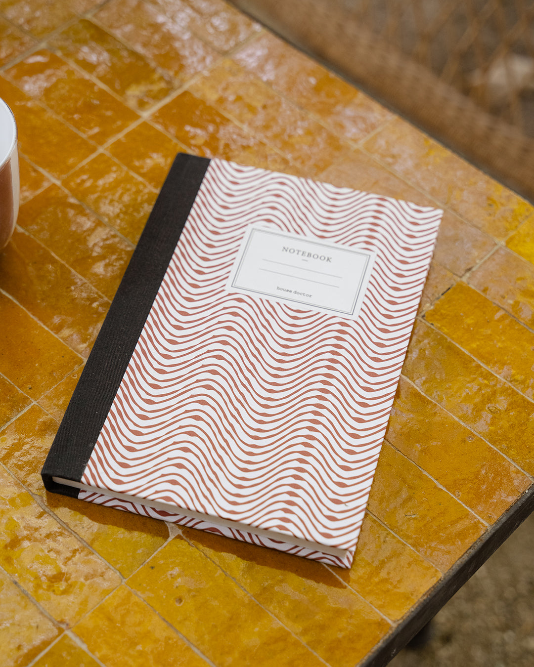 Notebook Magnólia, em tom vermelho, 21×15×1,5 cm