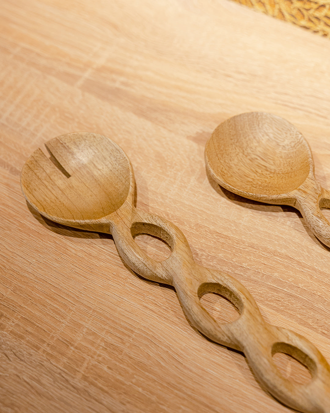 Light Wood Salad Cutlery Set