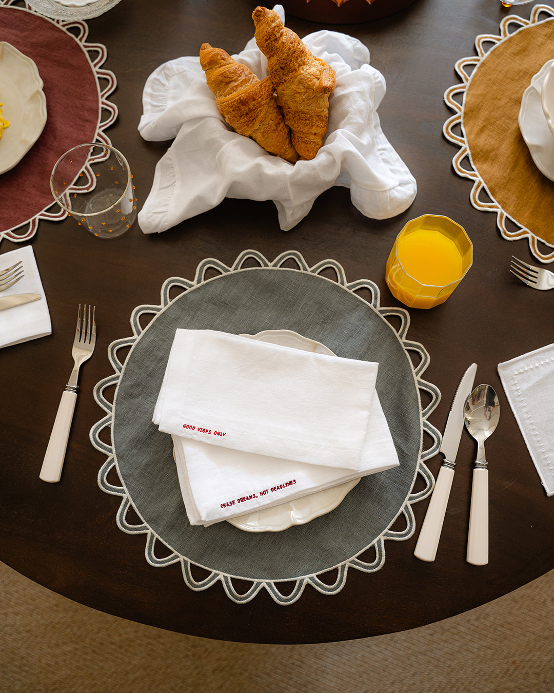 Placemat Halo, Gray with Off-White