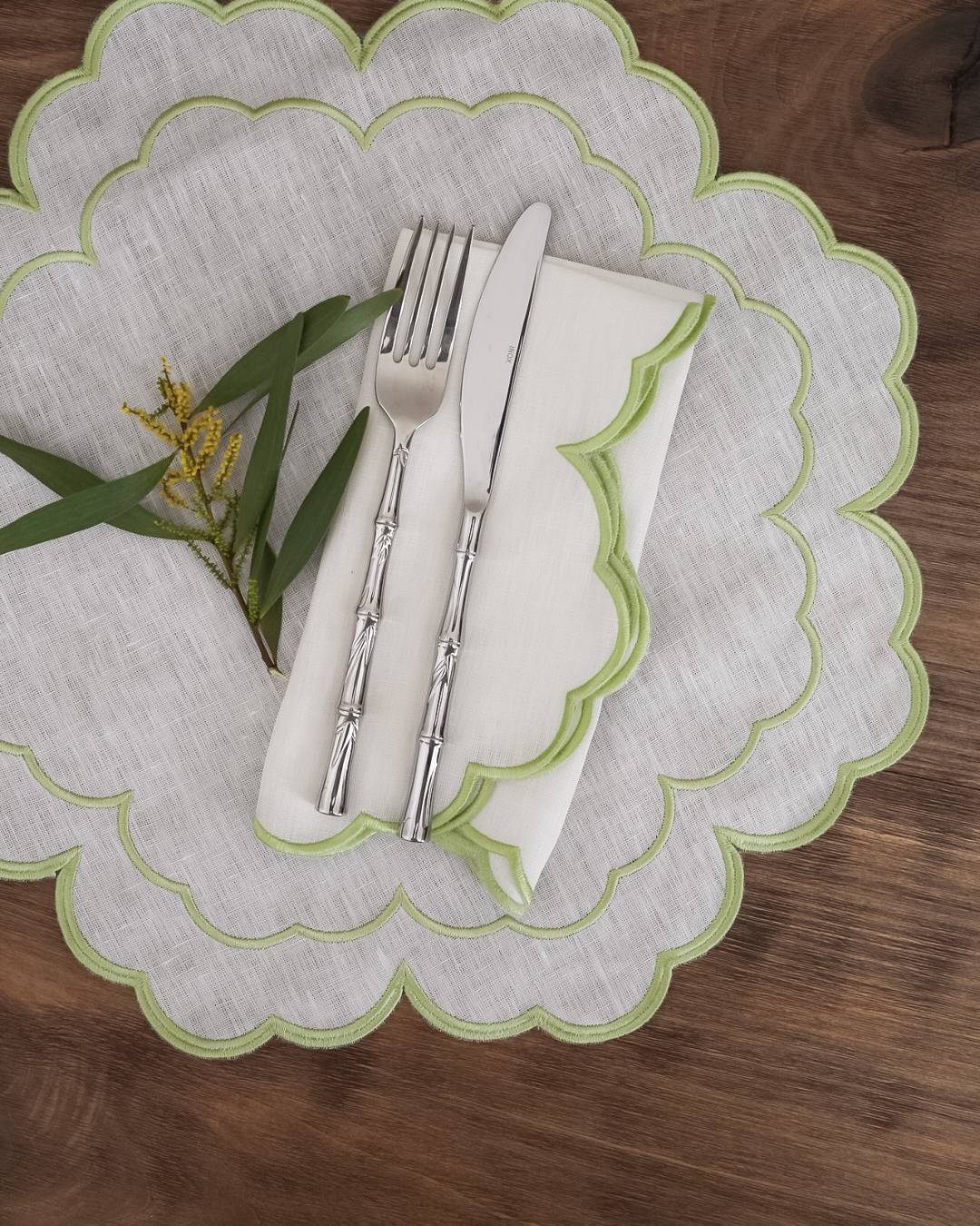 Iris Napkin, Ivory with Light Green