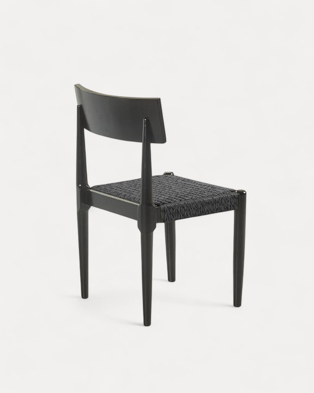 Cadeira Manori em madeira natural preta, 50×48×77,5 cm