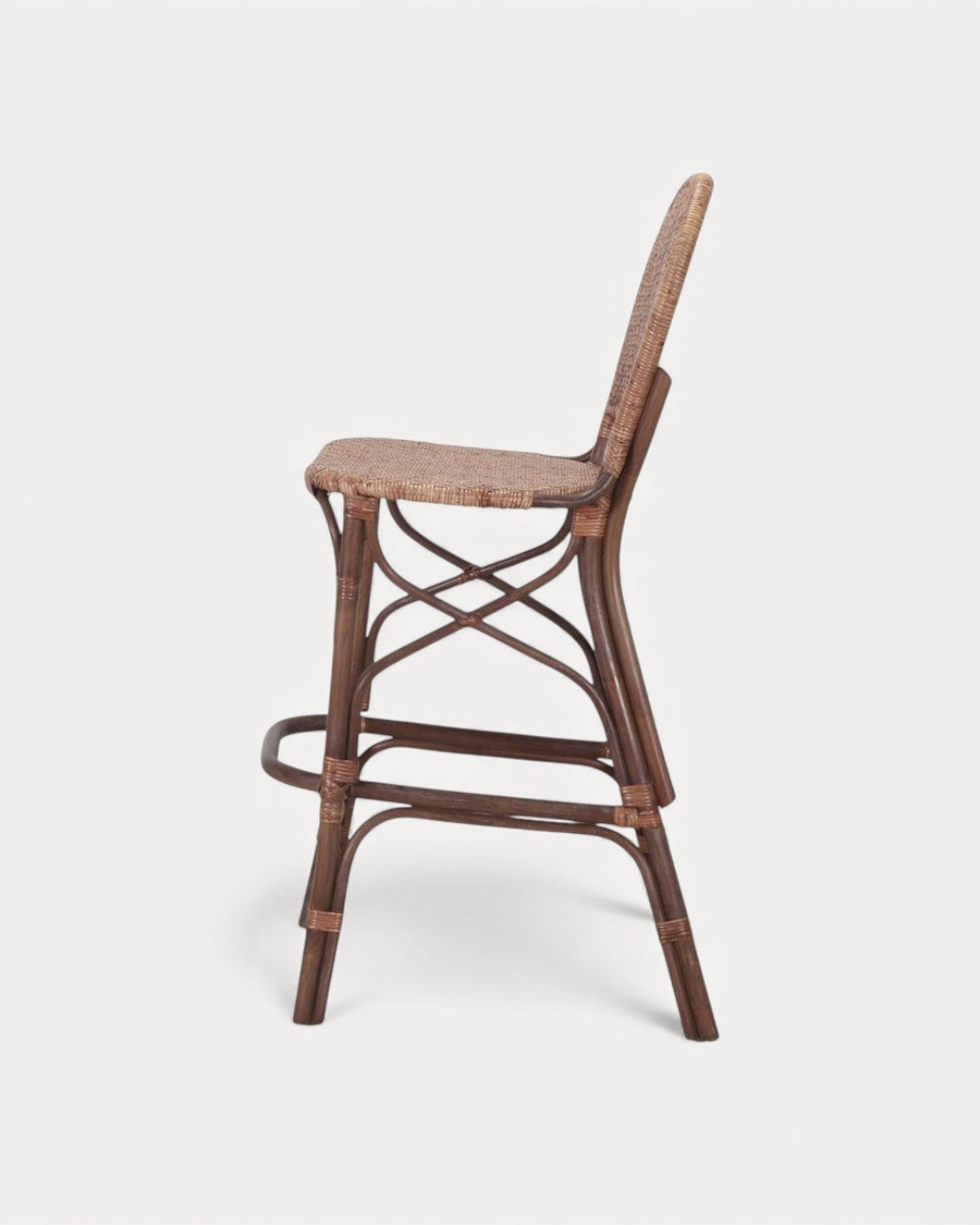 Banco alto Etrel em rattan natural entrançado, 49×59×116 cm