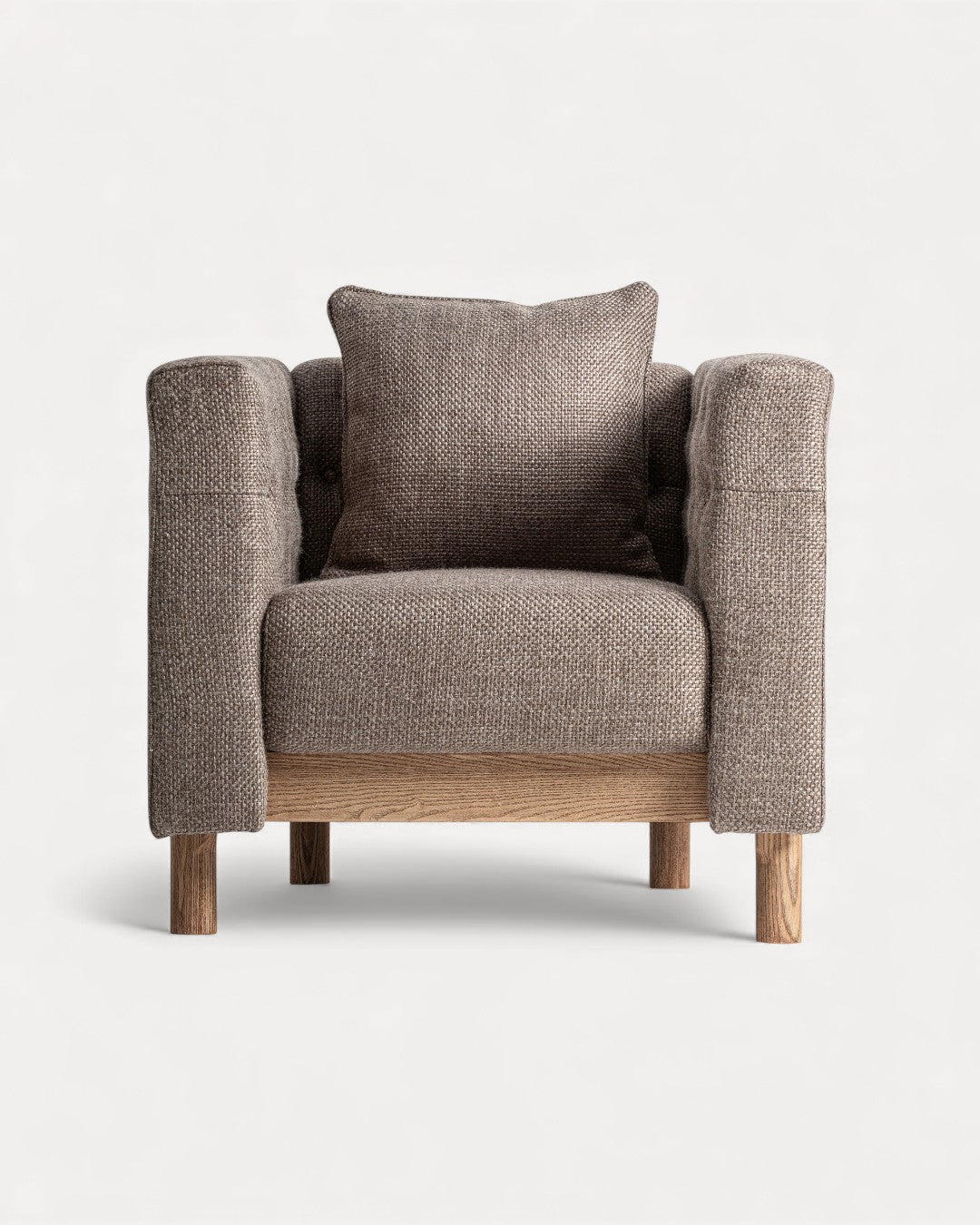 Poltrona Harlow em madeira de pinho e tecido castanho, 87x88x80cm